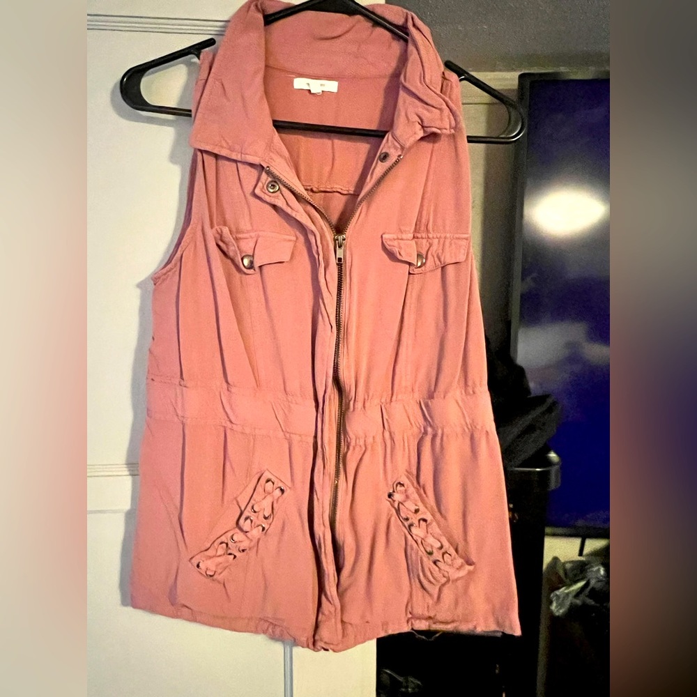 Maurice’s Vest
